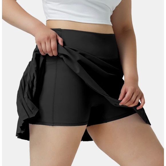 HALARA NWT pleated back tennis skirt - Picture 4 of 4